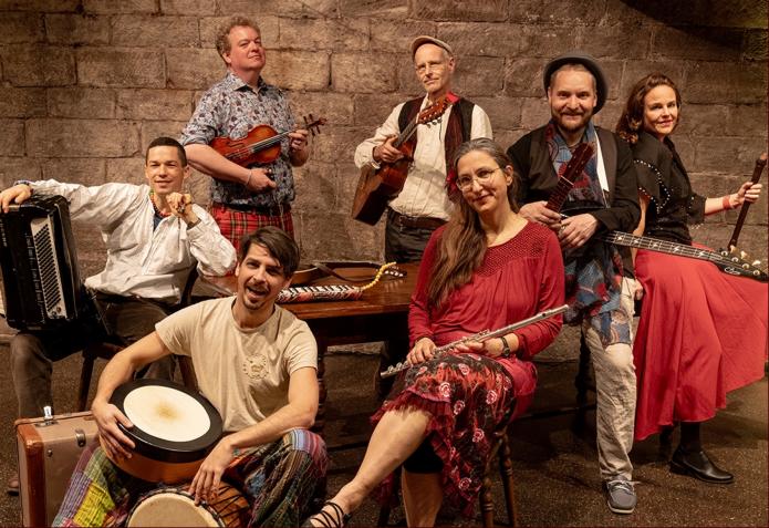 Eva Rembold mit ihrer Band